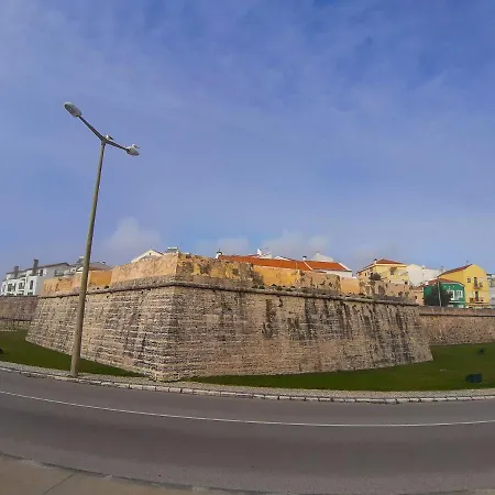 Casa Do Batoreu - Buarcos 120 Mt * Figueira da Foz